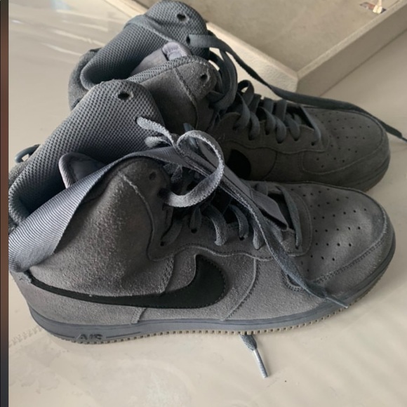 Nike Other - Nike air high top grey